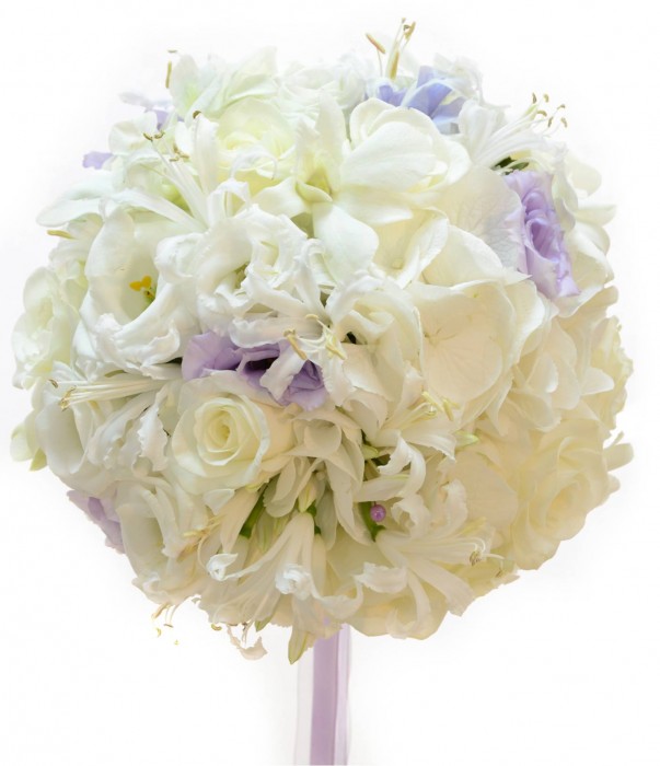 Букет свадебный 00014824 Роза—Акито 11 шт Декоративные цветы— гидрангея, дендробиум, эустома, нерине, лунная гвоздика. На портбукетнице.
